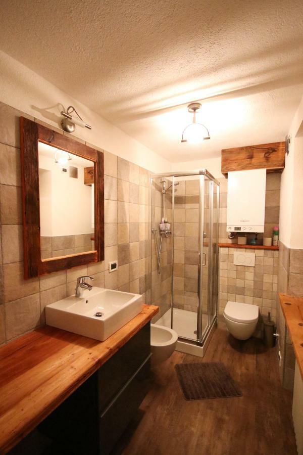 Maison D'Antan Alloggio Ad Uso Turistico Vda Charvensod N 0022 Aosta Dış mekan fotoğraf